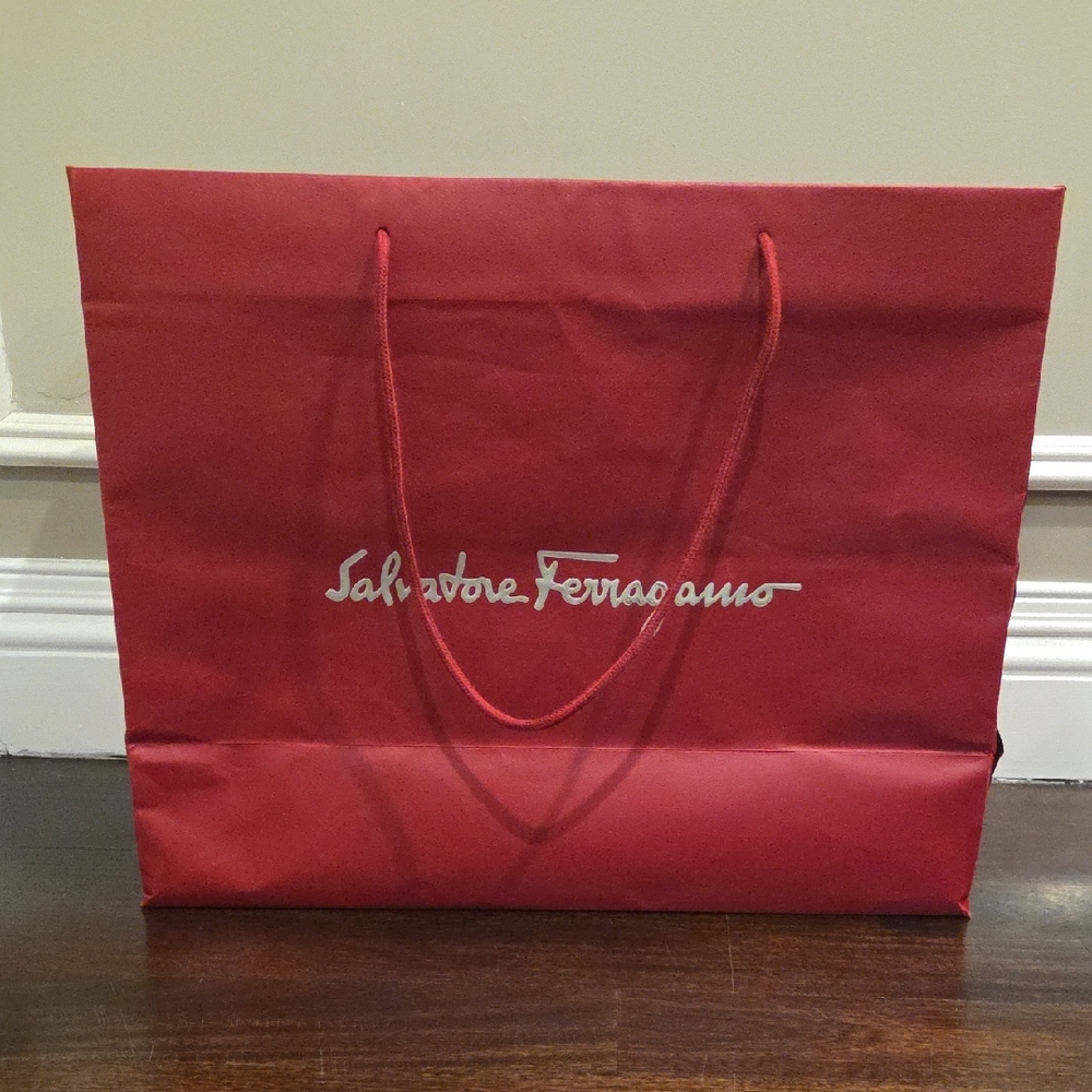 AUTHENTIC SALVATORE FERRAGAMO RED EXTRA LARGE GIFT SHOPPING BAG 22" X 9" X 18"